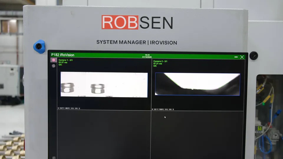 System Manager and IROVISION on the cell screen