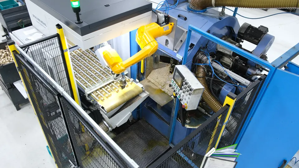 IROCUBE MS60L at a transfer machine