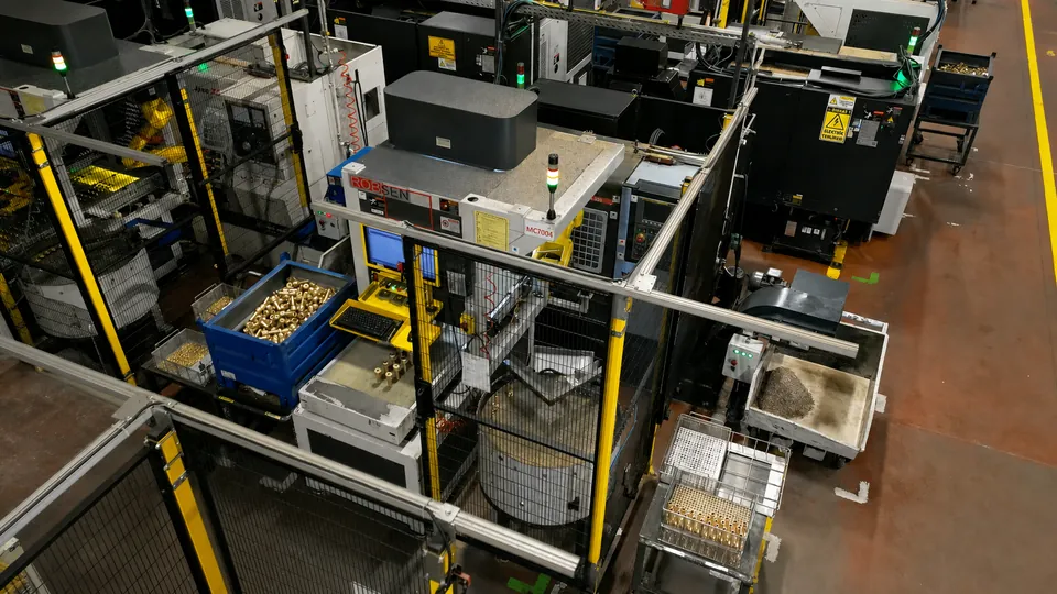 T Series cell at a CNC lathe, seen from above